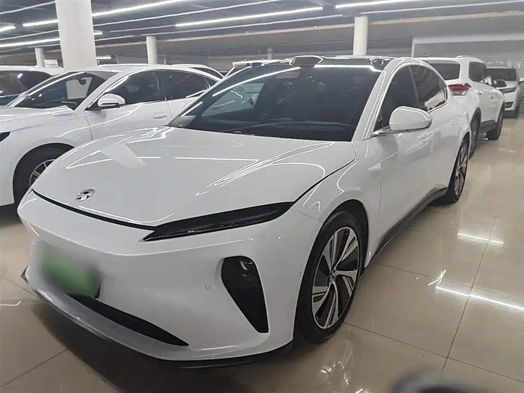 NIO ET5 2024
