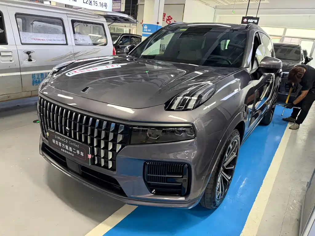 Lynk & Co 09 EM-P 2023