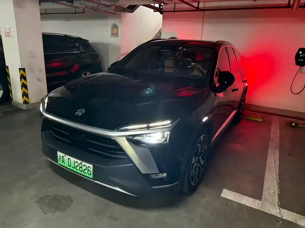 NIO ES8 2020