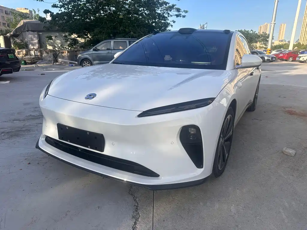 NIO ET5T 2024