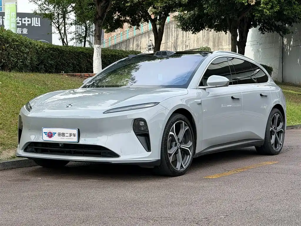 NIO ET5T 2025