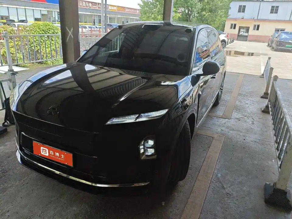 NIO ES8 2026
