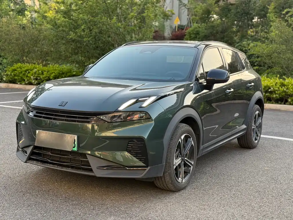 Lynk & Co 06 EM-P 2023