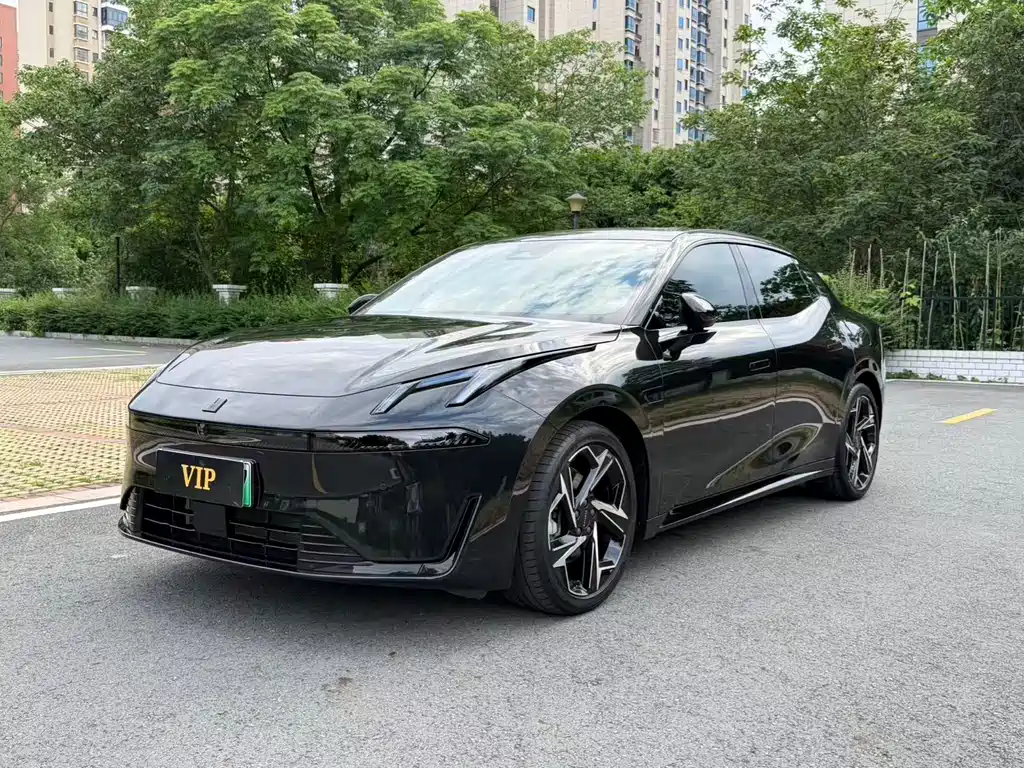 Lynk & Co 07 EM-P 2024