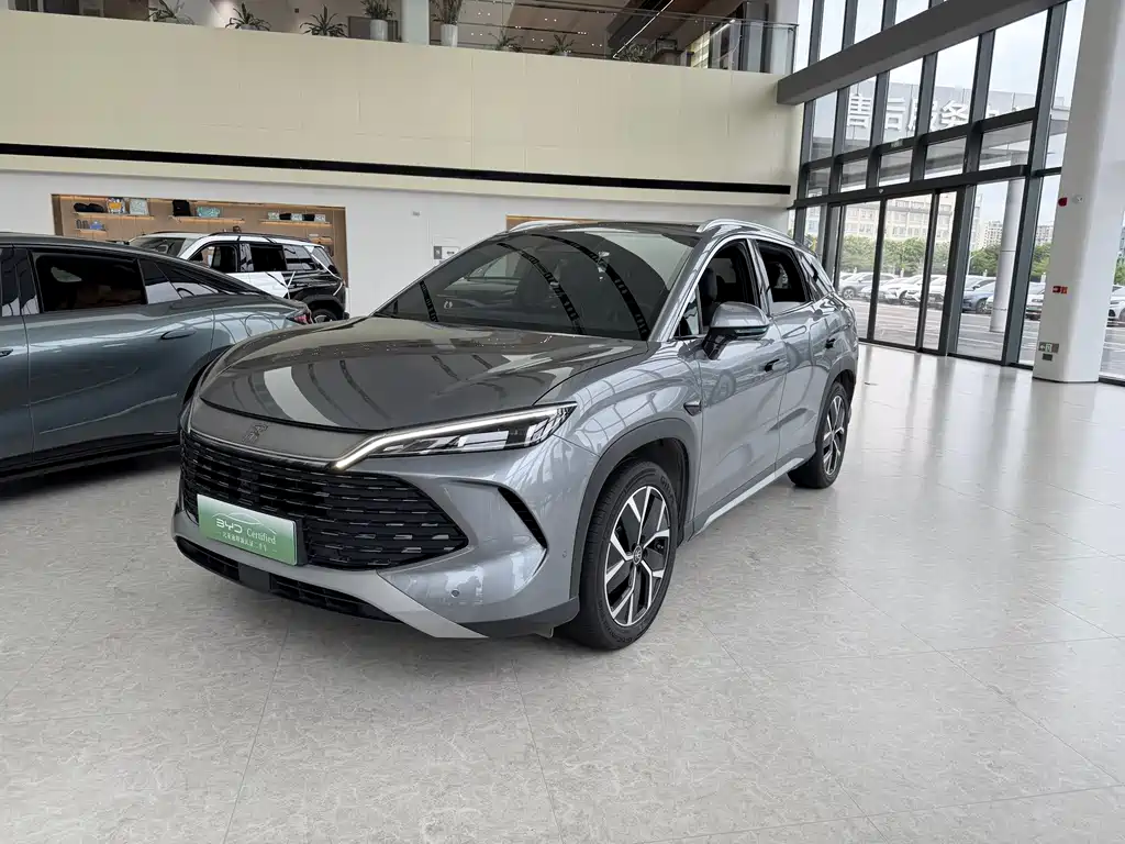 BYD L DM-i 2026
