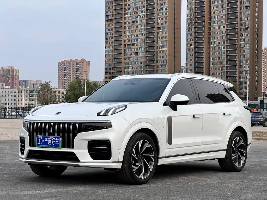 Lynk & Co 09 EM-P 2022