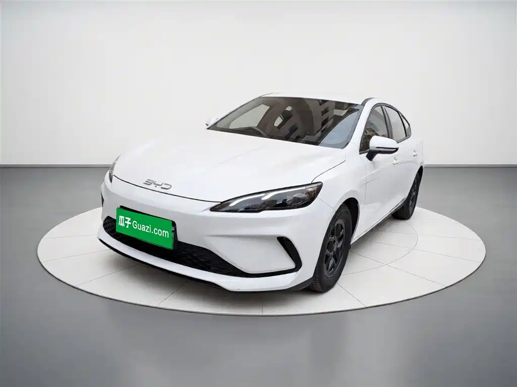 BYD Seal 05 DM-i 2025