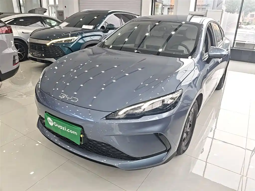 BYD Seal 05 DM-i 2025