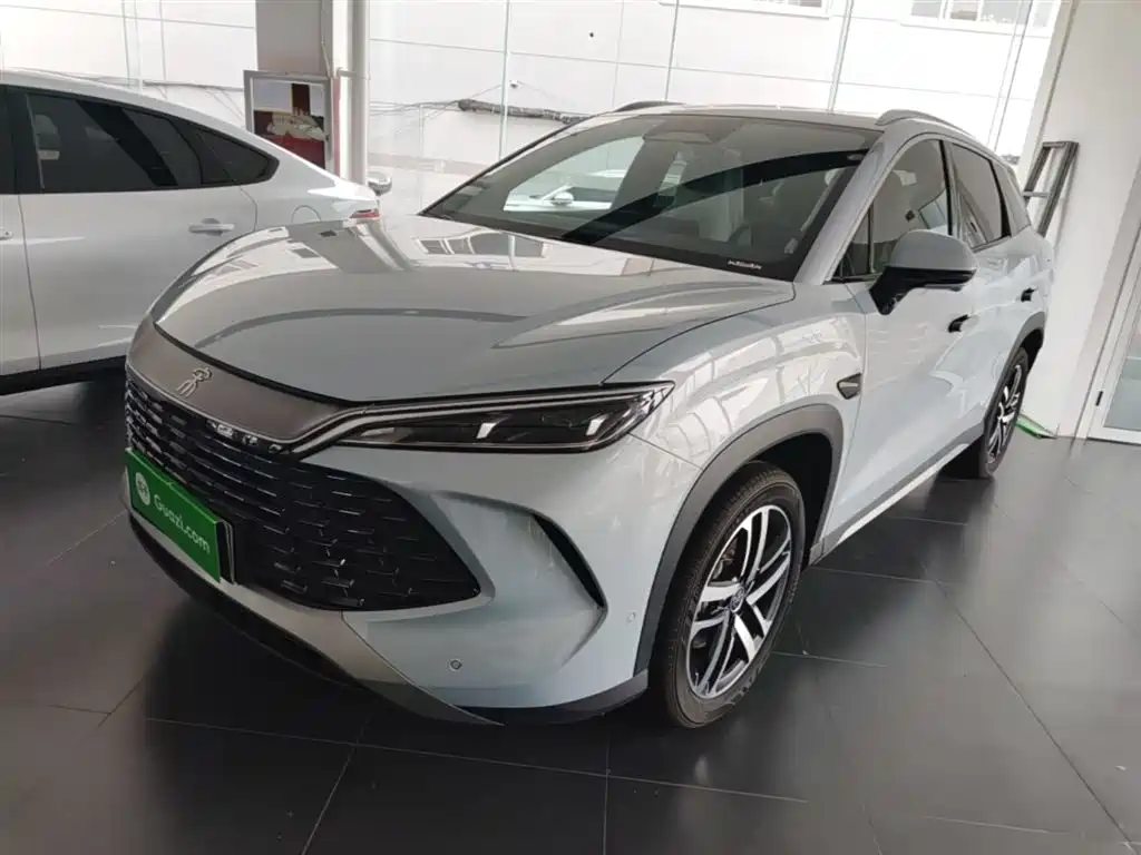 BYD L DM-i 2025