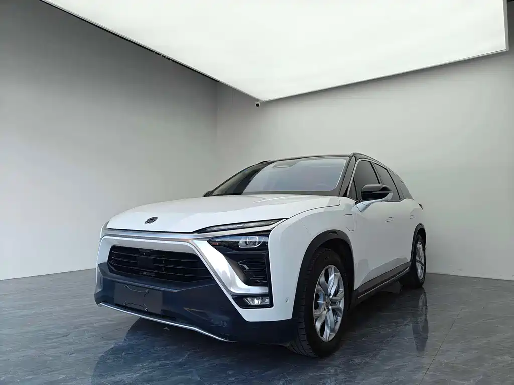NIO ES8 2019