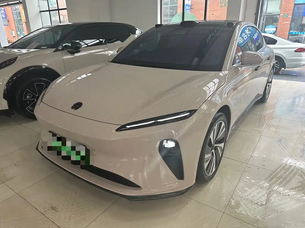 NIO ET5 2024