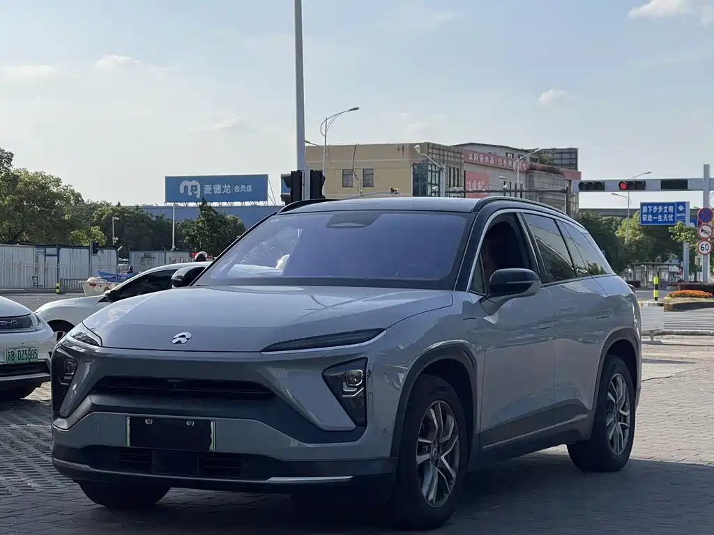 NIO ES6 2021