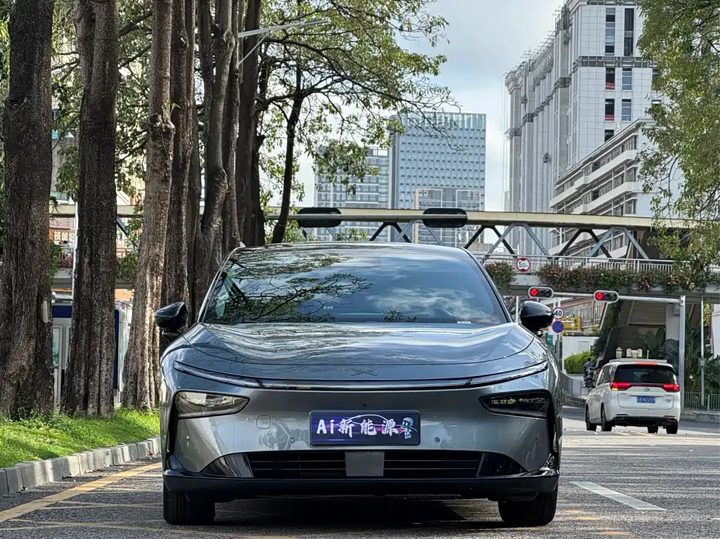 XPENG P7+ 2025