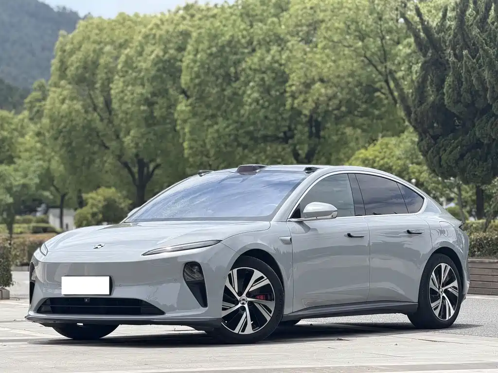 NIO ET5 2022