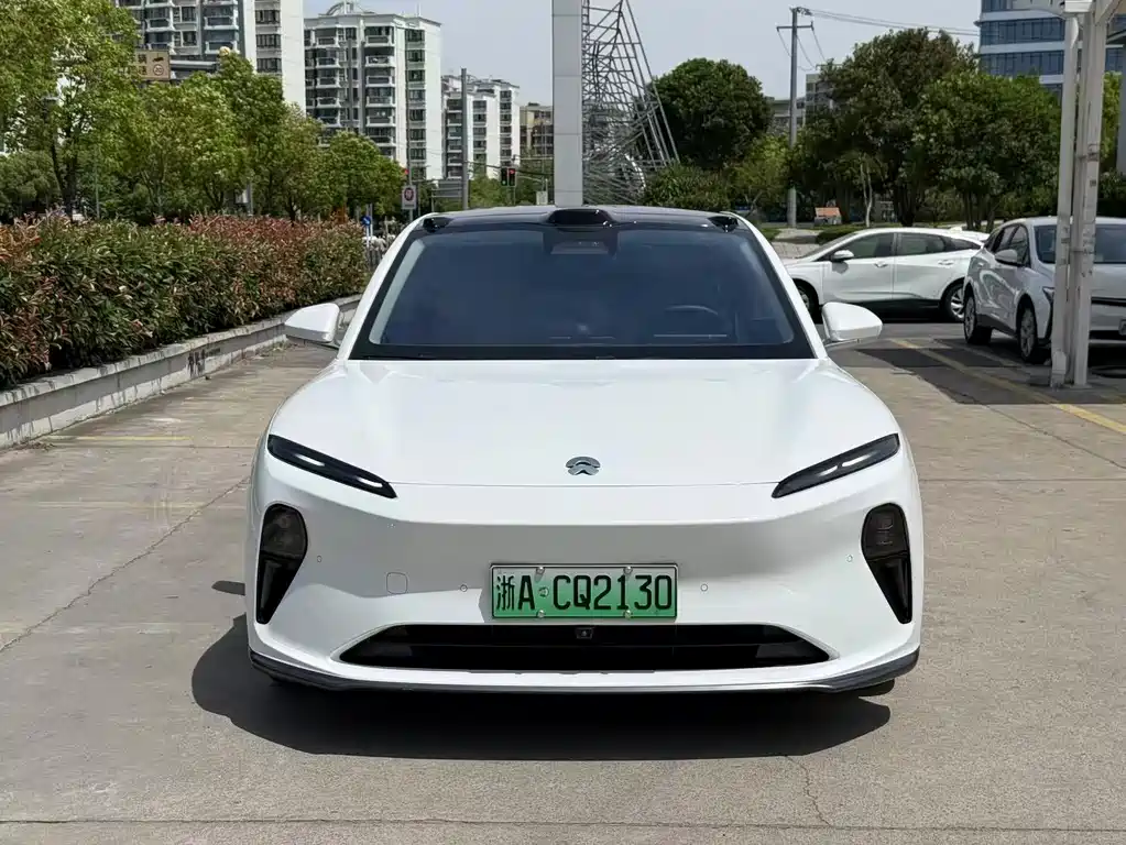 NIO ET5 2023