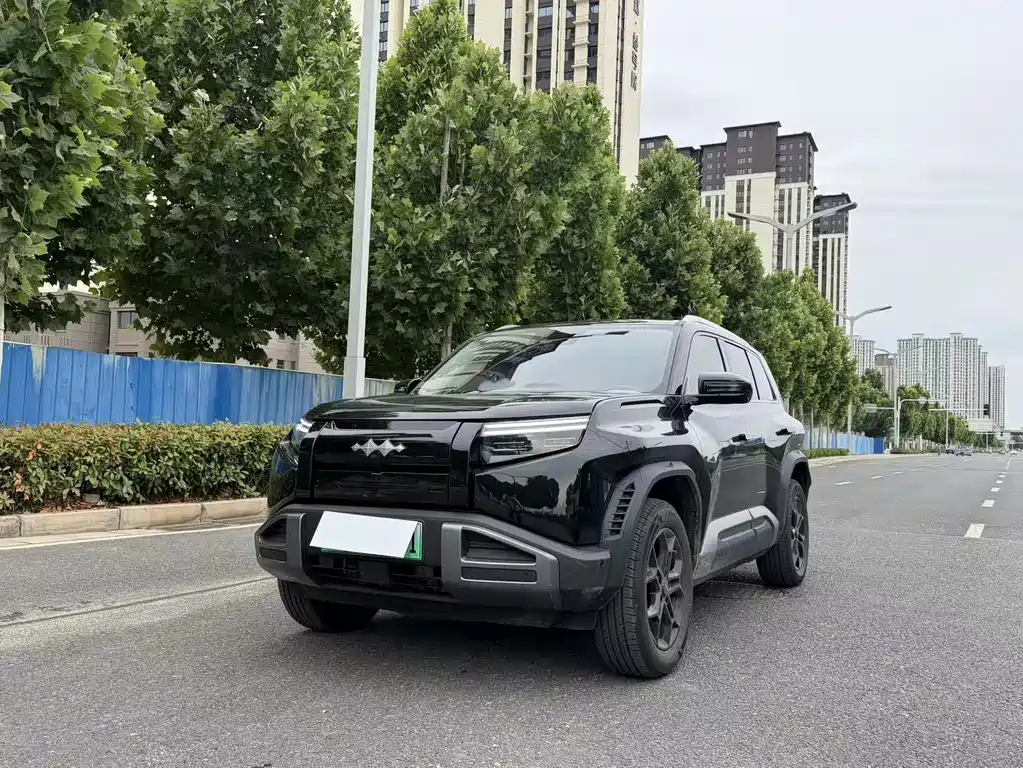 Fang Cheng Bao Titanium 3 2025