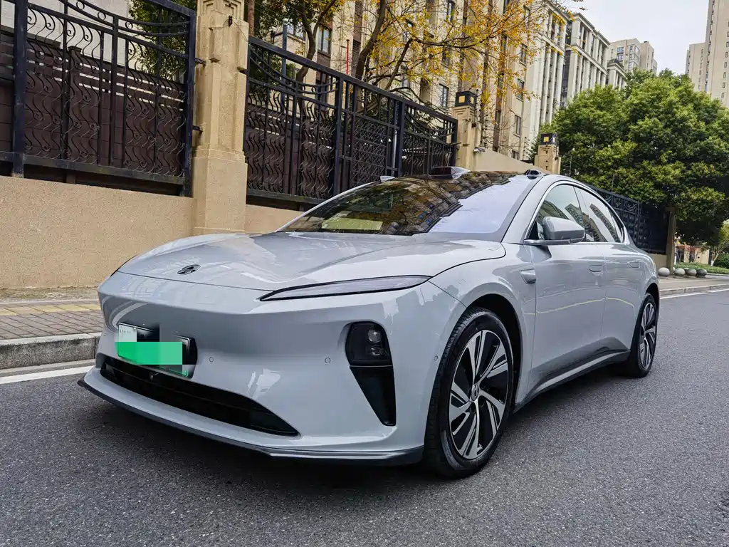 NIO ET5 2024