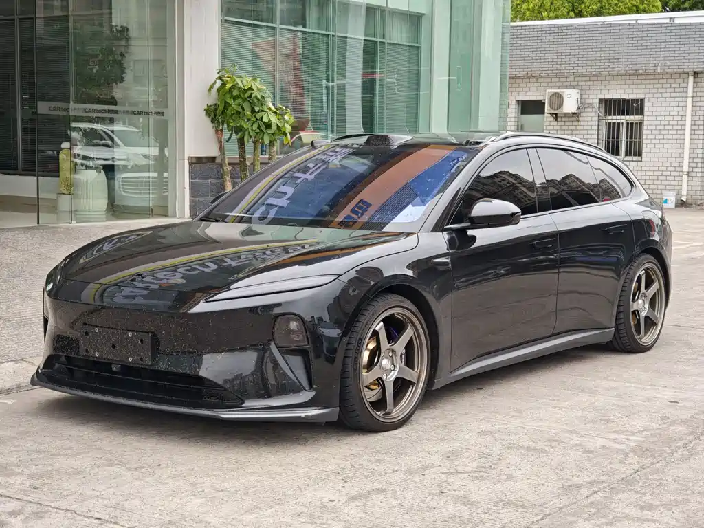 NIO ET5T 2023