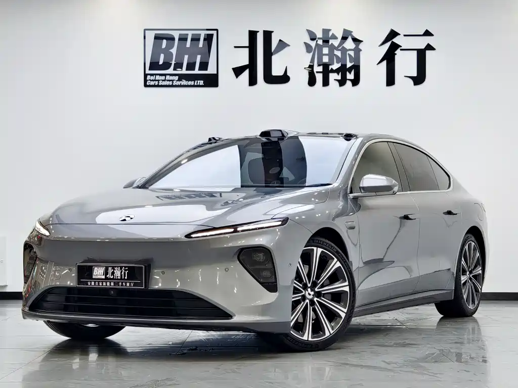 NIO ET7 2025