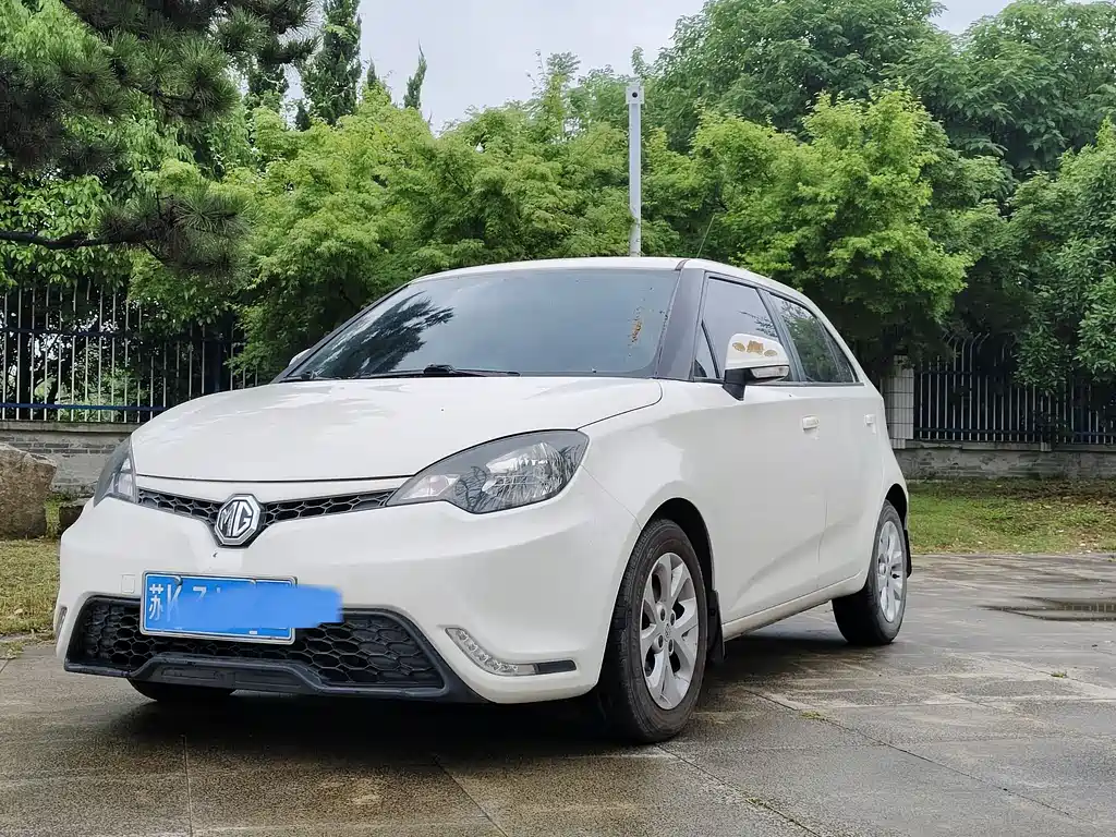 MG 3 2015