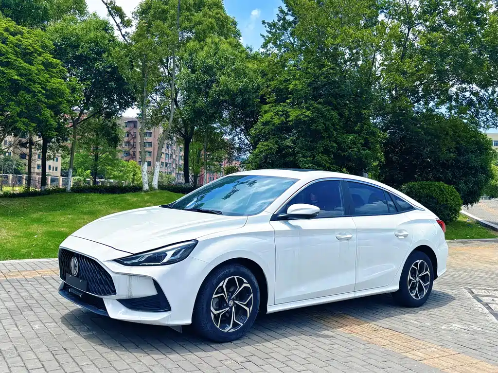 MG MG5 2021