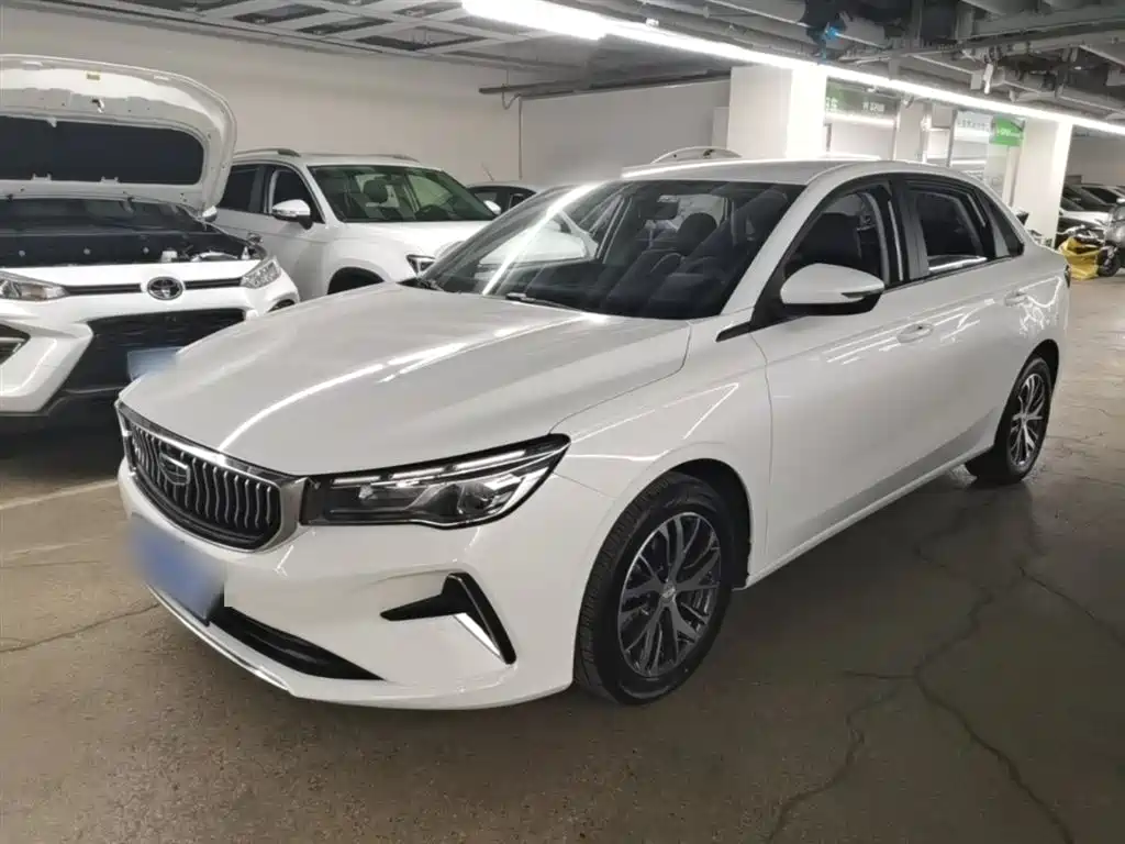 Geely Emgrand 2024