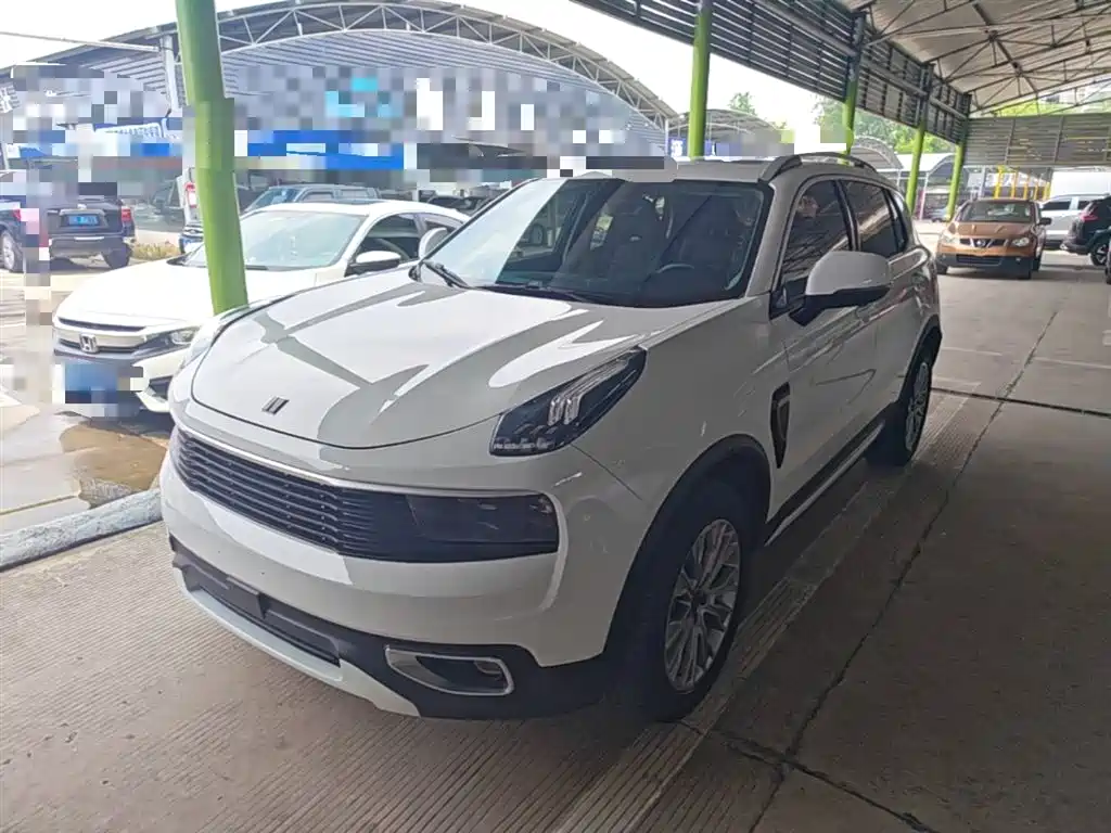 Lynk & Co 01 2018