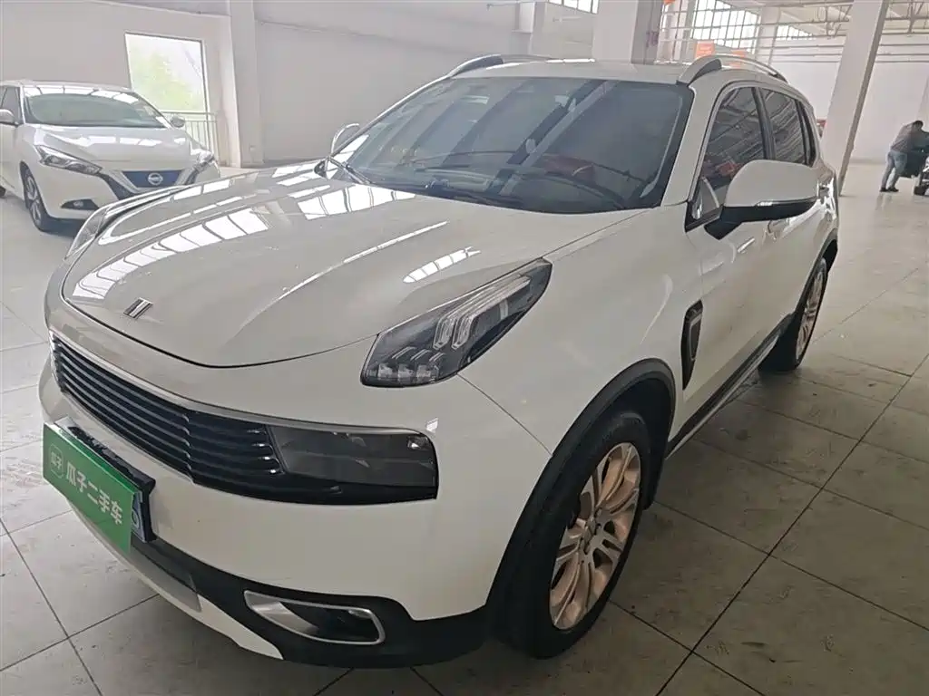 Lynk & Co 01 2019