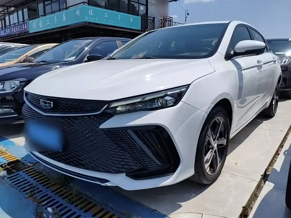 Geely Emgrand L 2022