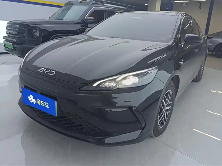 BYD Seal 05 DM-i 2025