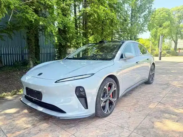 NIO ET5 2022