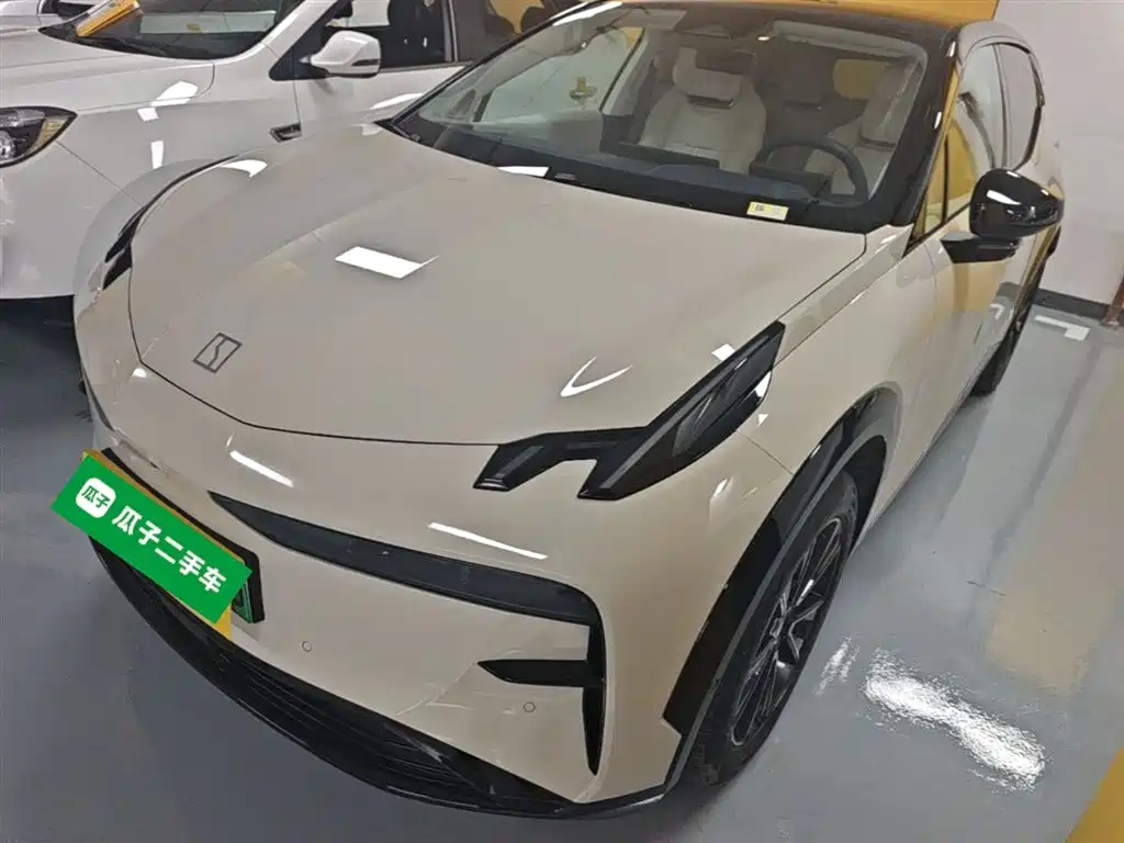Zeekr X 2024
