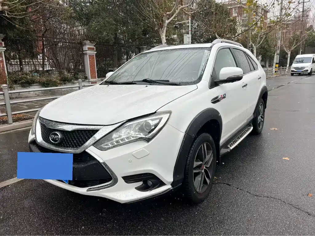 BYD Tang New Energy 2015