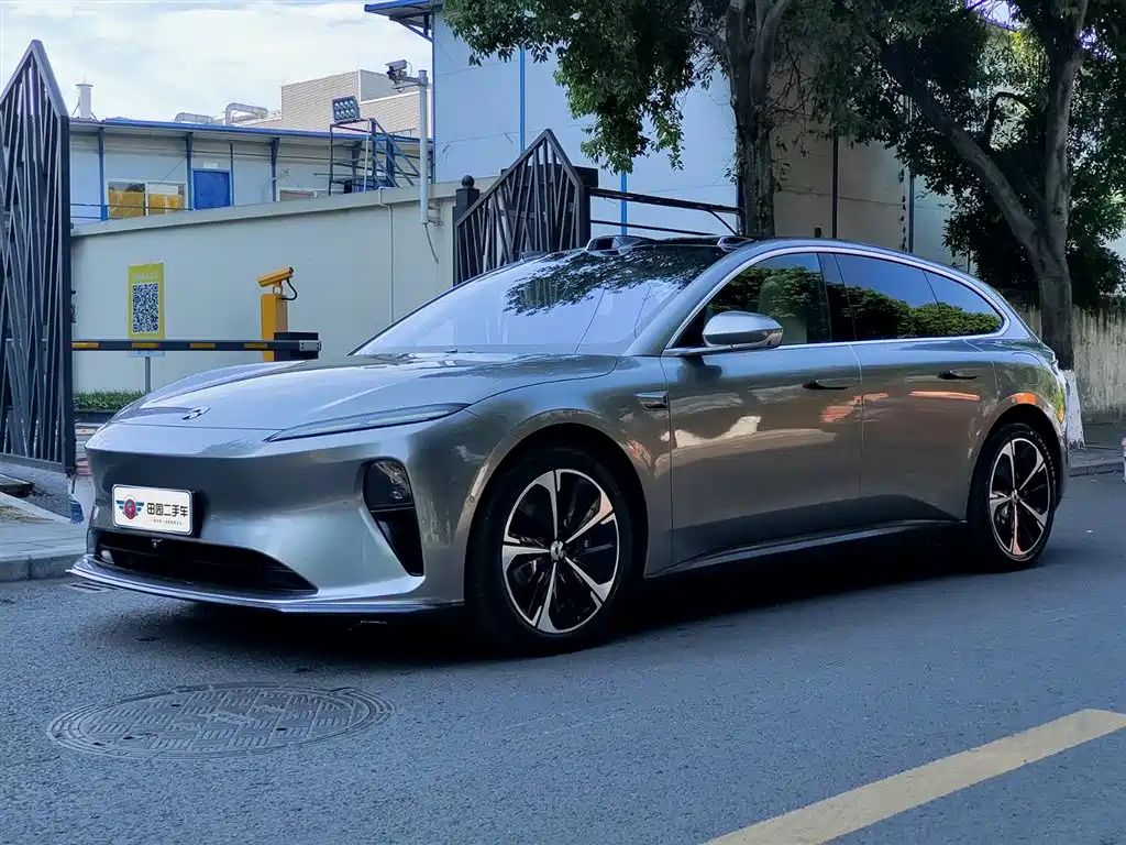 NIO ET5T 2025