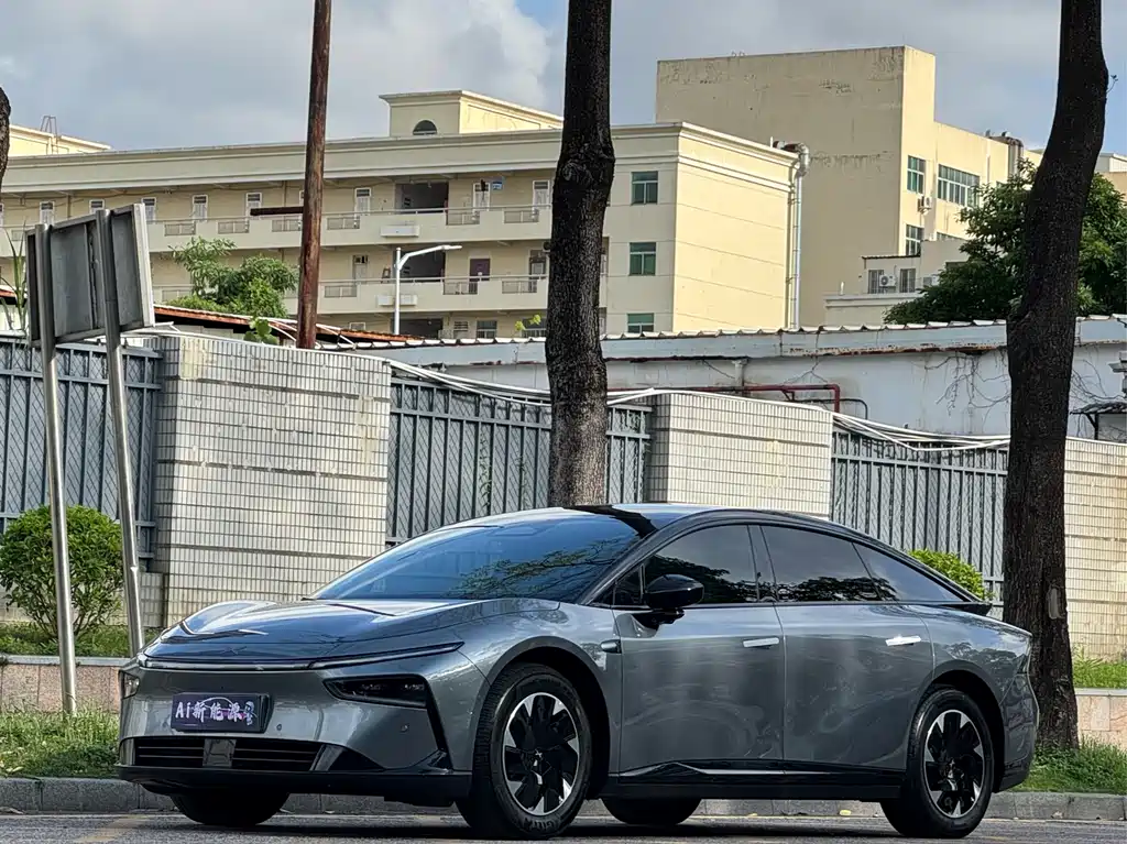 XPENG P7+ 2025
