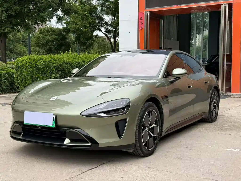 Xiaomi SU7 2024