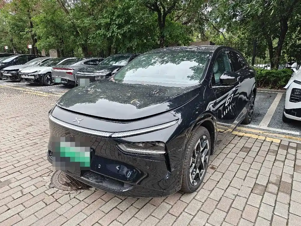 XPENG 小鹏G7 2025