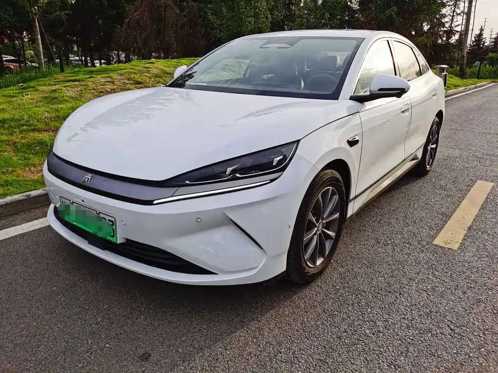 BYD Qin L 2025