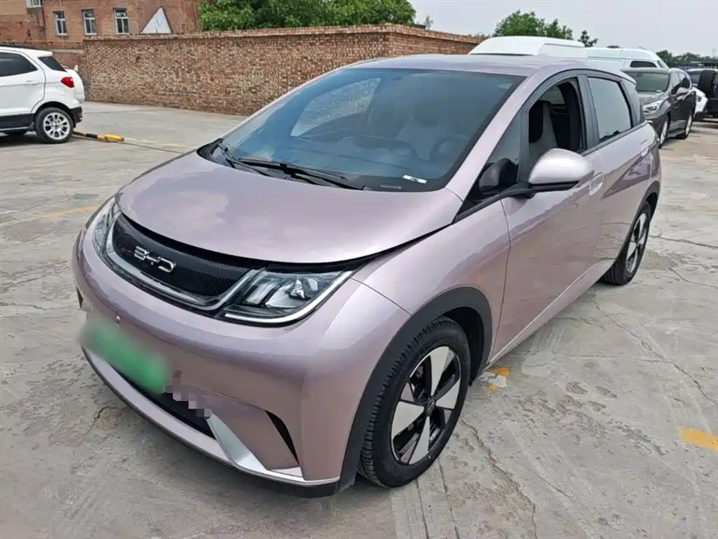 BYD Dolphin 2023