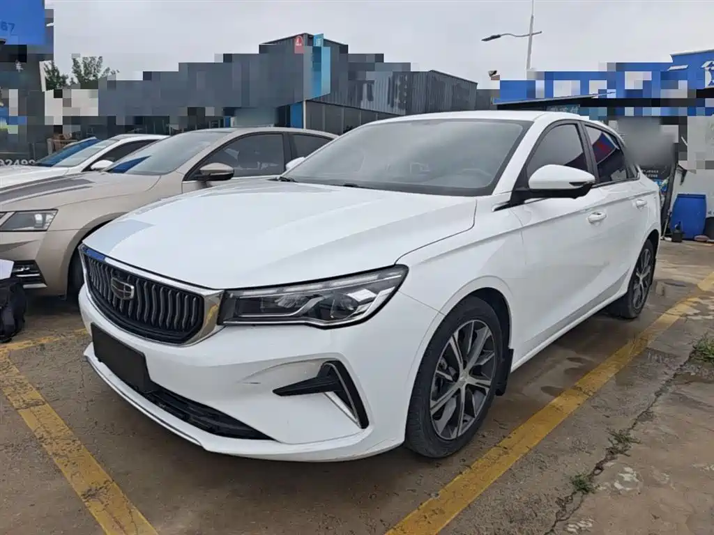 Geely Emgrand 2023