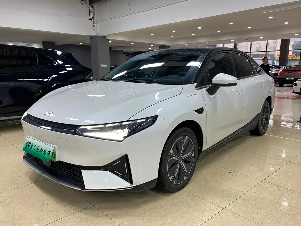 XPENG P5 2022