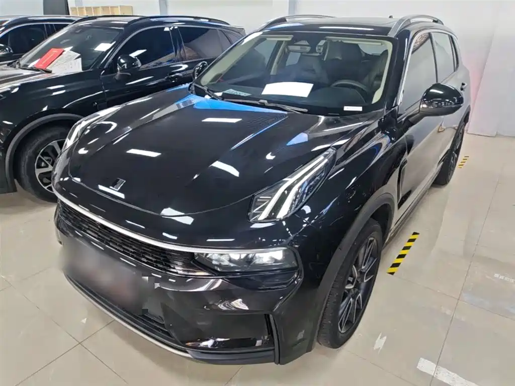 Lynk & Co 01 2022