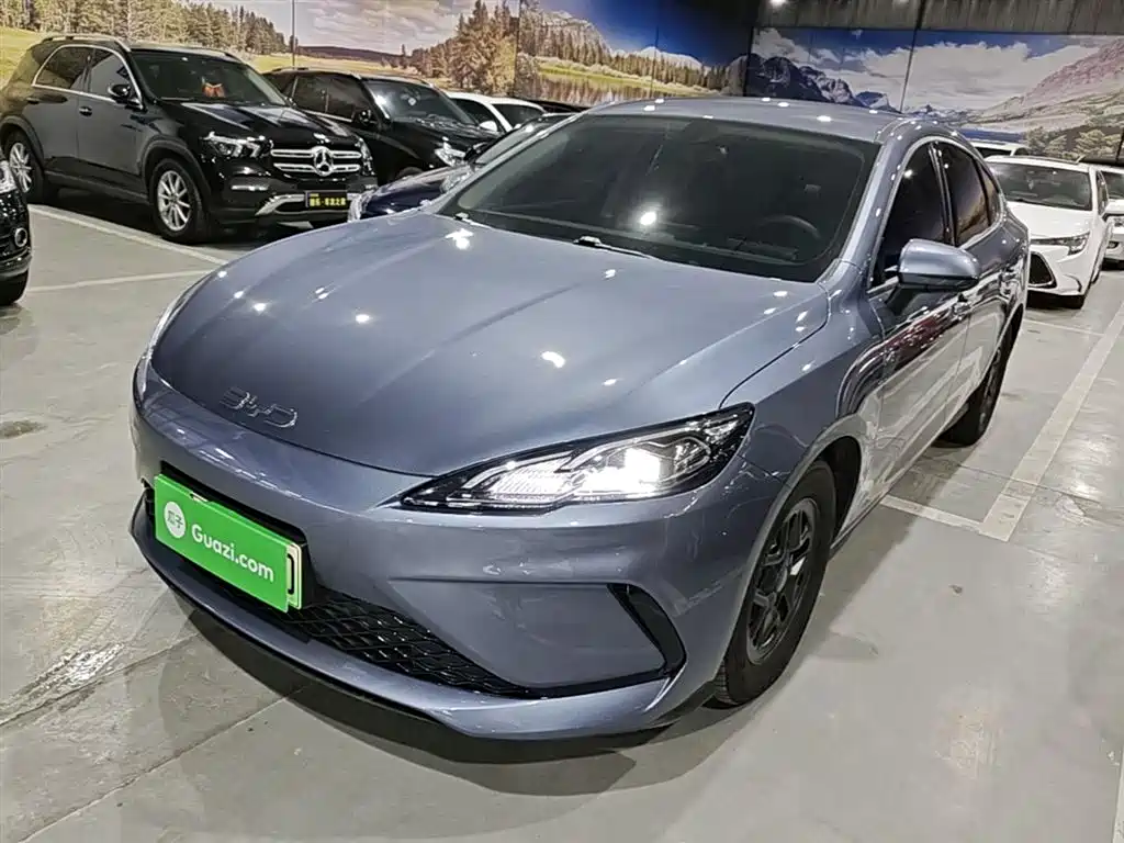 BYD Seal 05 DM-i 2025