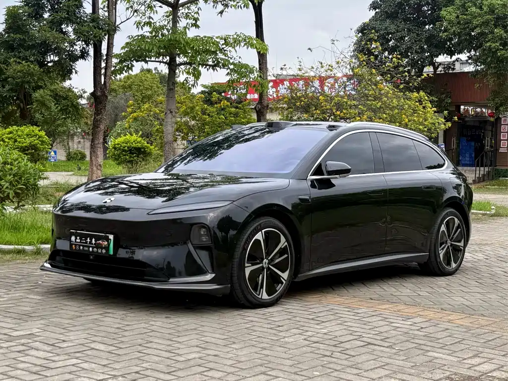 NIO ET5T 2024