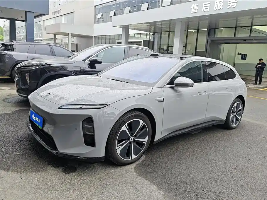 NIO ET5T 2025