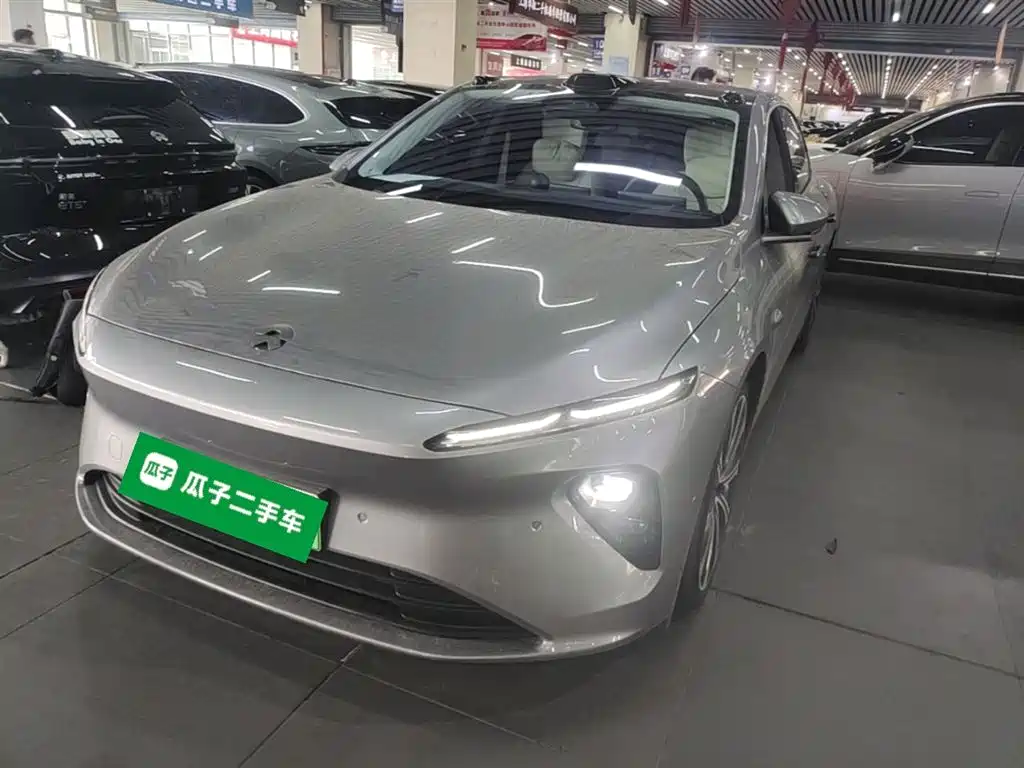 NIO ET7 2025