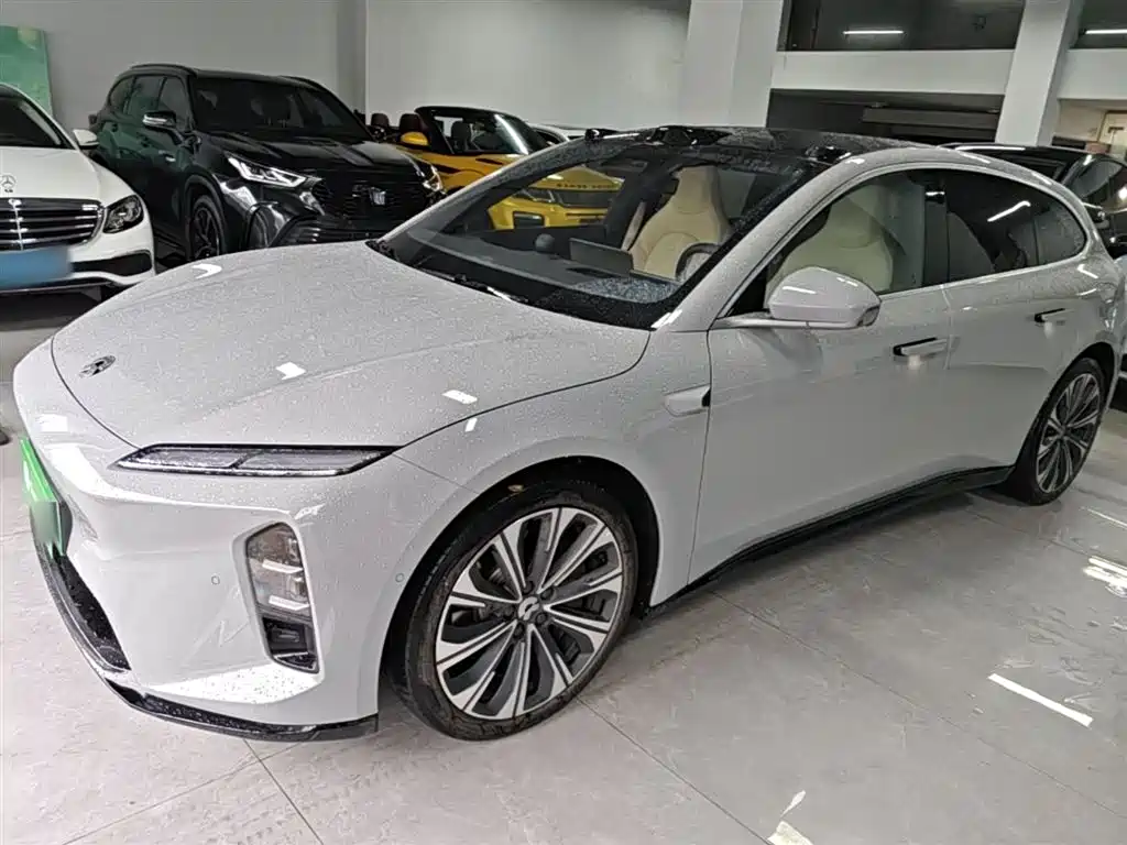 NIO ET5T 2025