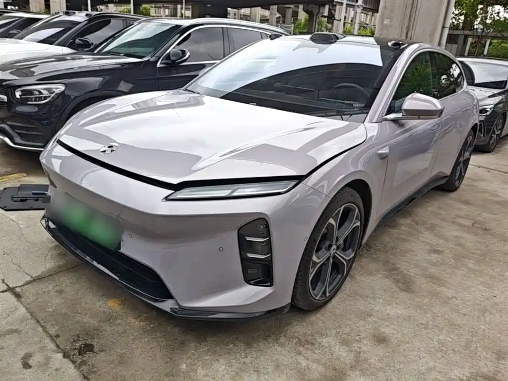 NIO ET5T 2025