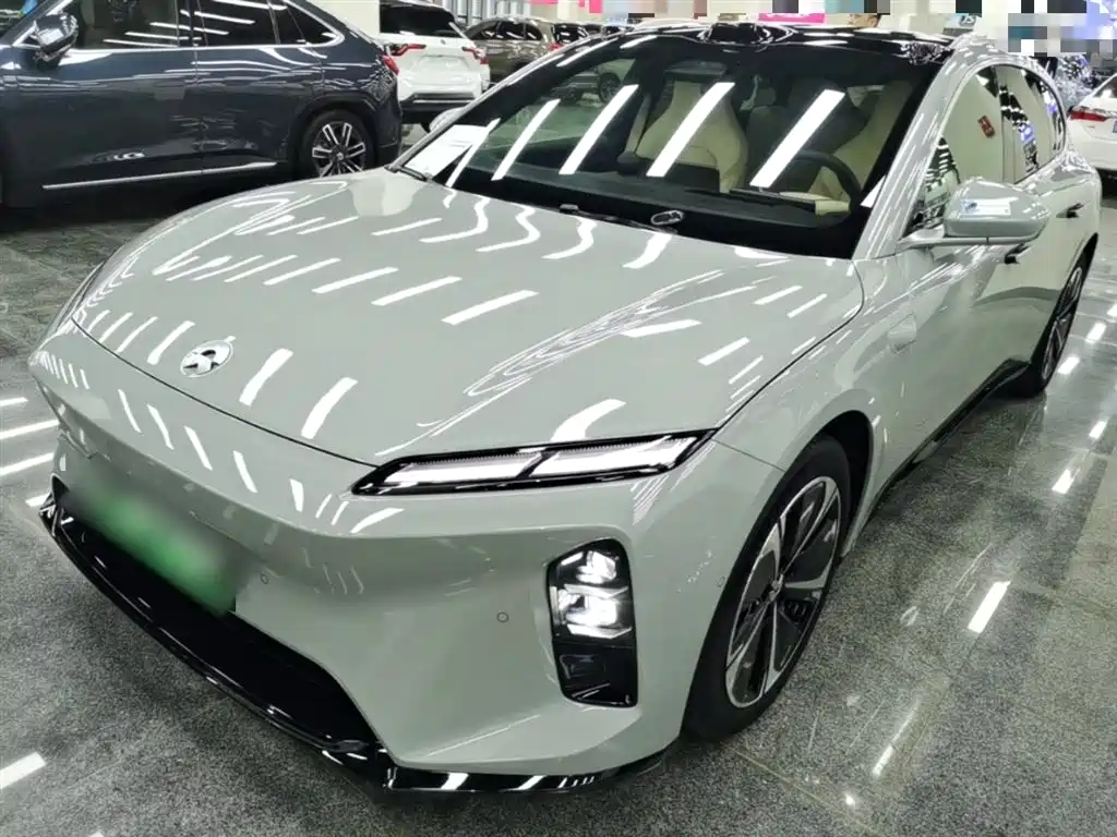 NIO ET5T 2025