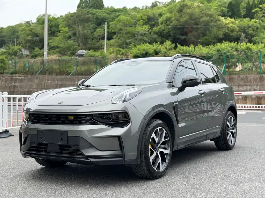 Lynk & Co 01 2021